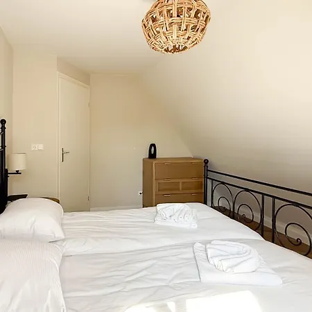 Zon Aan Den Hoef By Droomvilla Сasa de vacaciones